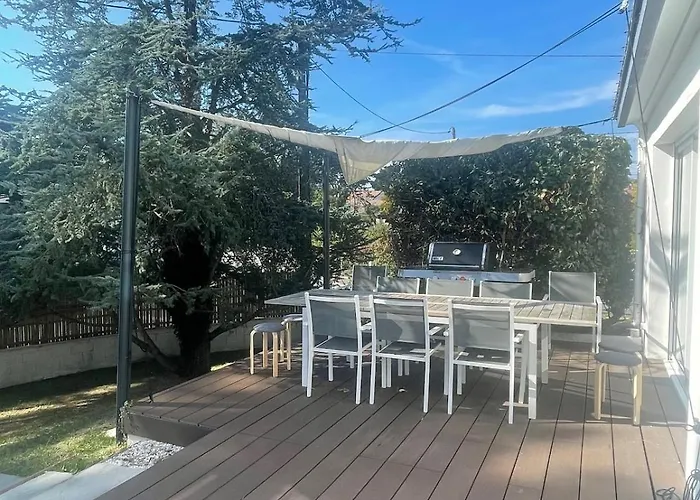 Maison 16 Couchages, 10 Min De La Prázdninový dům *